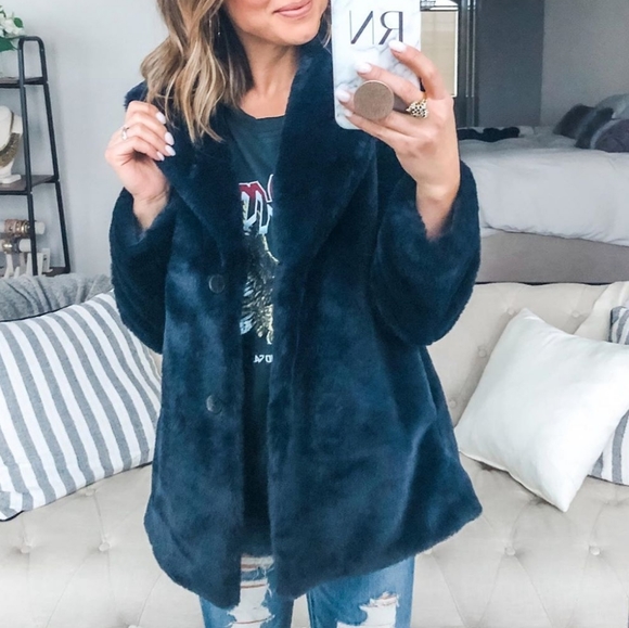 KELLY Emerald Green Coat - Picture 3 of 7